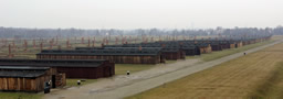 Barracones en Auschwitz II - Birkenau