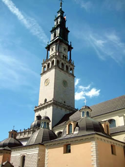Torre del santuario de Czestochowa
