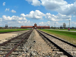 Vias de tren en Auschwitz-Birkenau